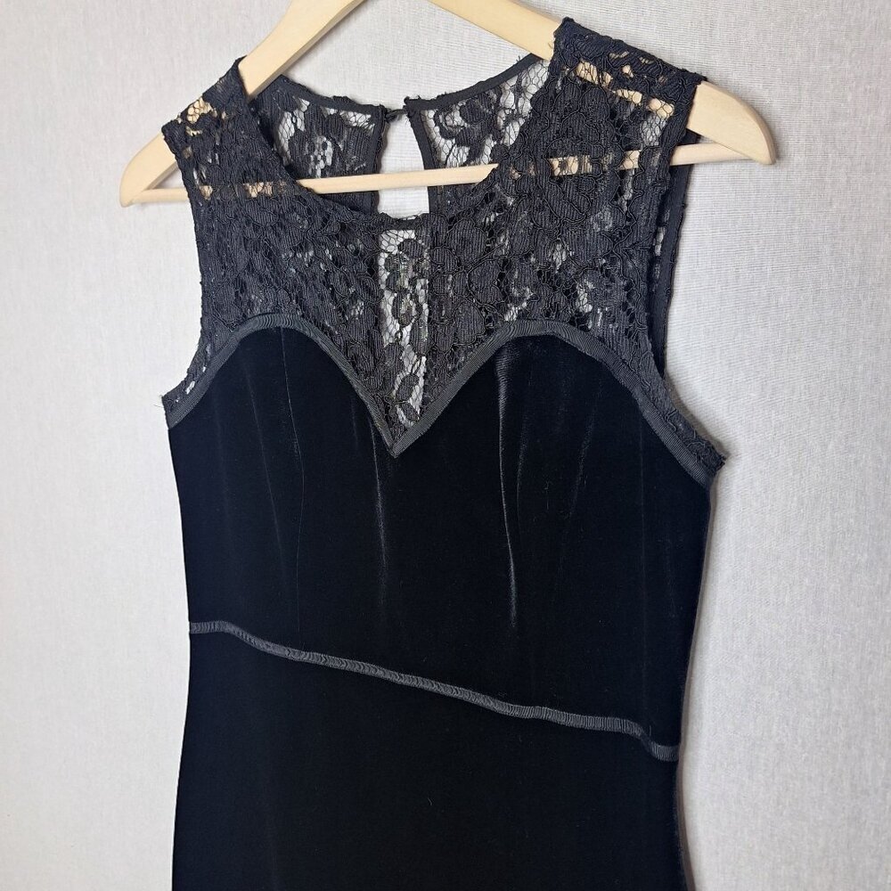 ๐ Black Velvet Lace Stretch Sweetheart Neckline Midi Dress Size M Preppy Formal - Picture 7 of 9